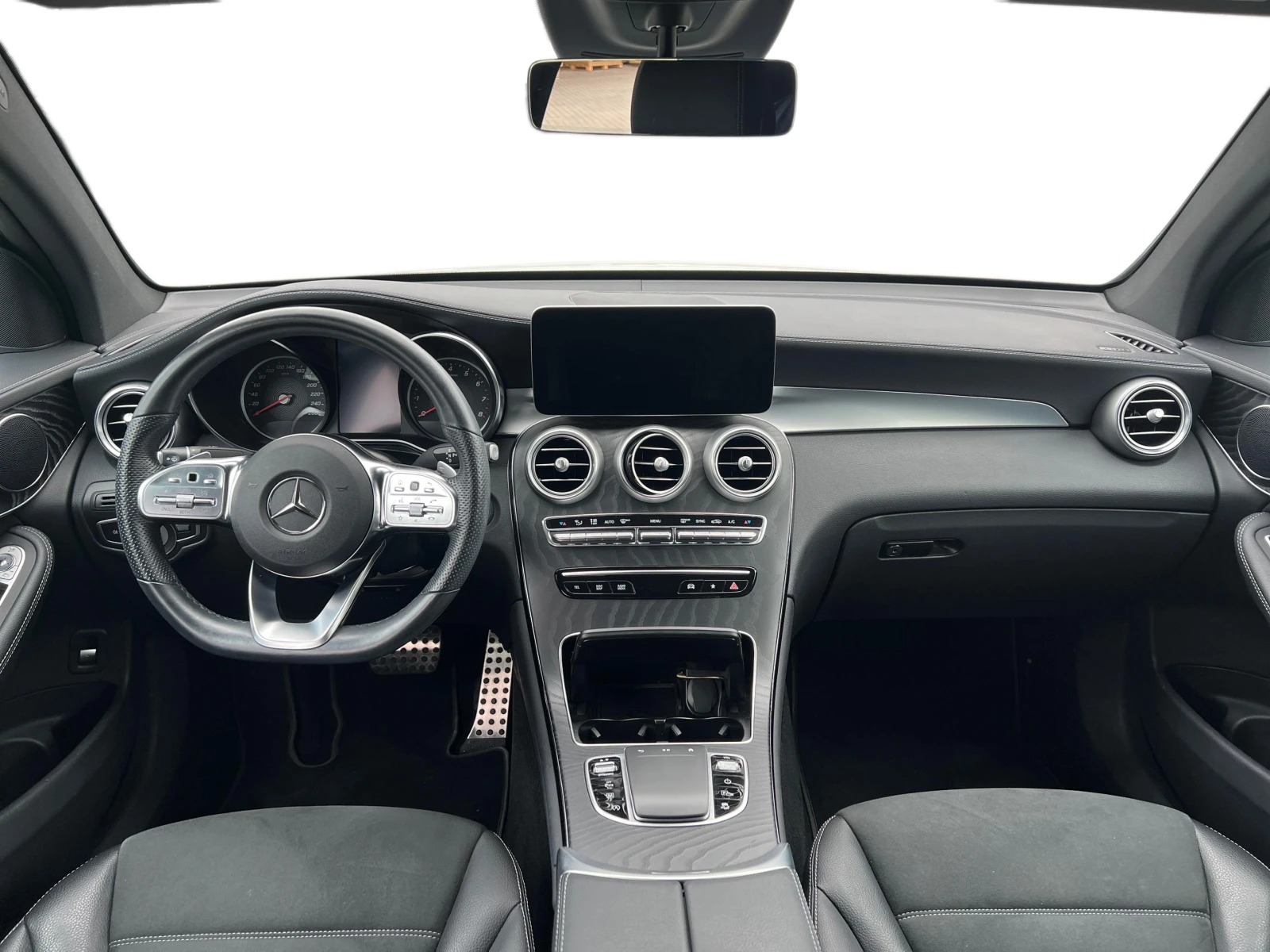 Mercedes-Benz GLC 300 4MATIC Coupе, снимка 6 - Автомобили и джипове - 56736244