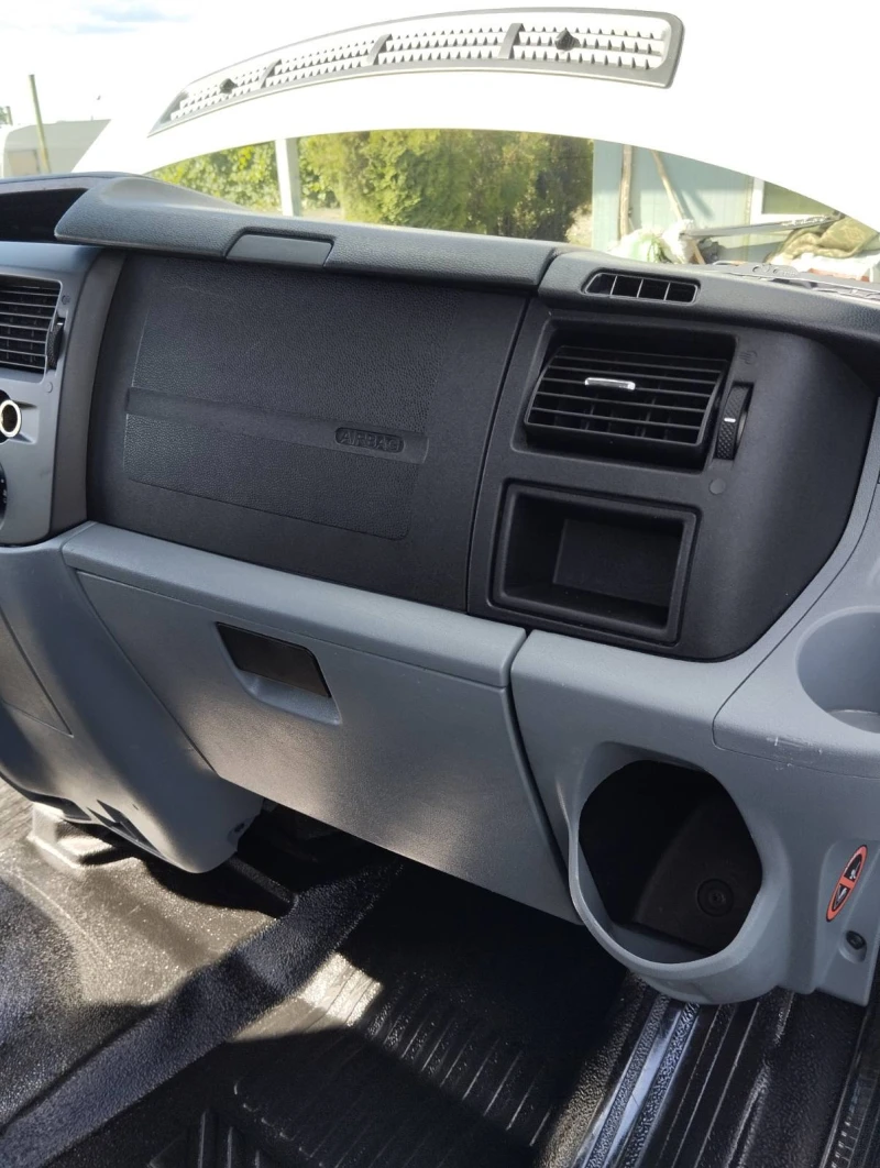 Ford Transit 300L, снимка 12 - Бусове и автобуси - 52306207