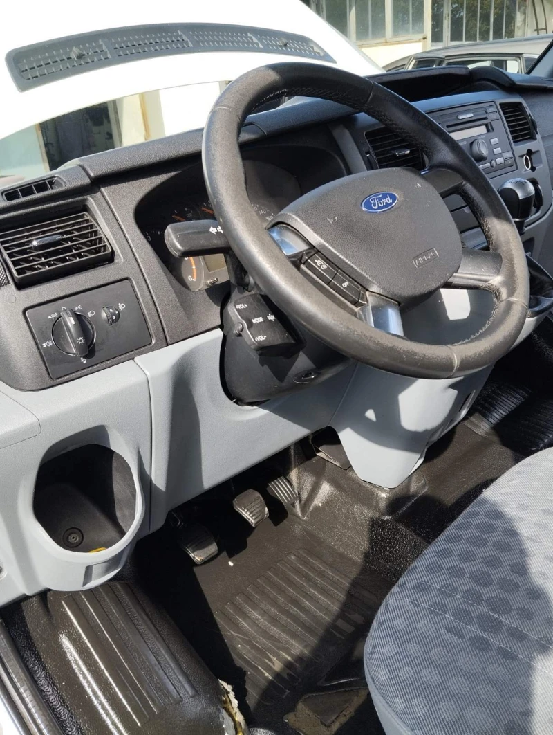 Ford Transit 300L, снимка 11 - Бусове и автобуси - 52306207