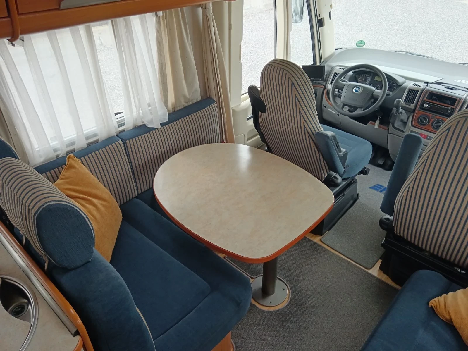 Кемпер HYMER / ERIBA B654SL, снимка 12 - Каравани и кемпери - 54208956