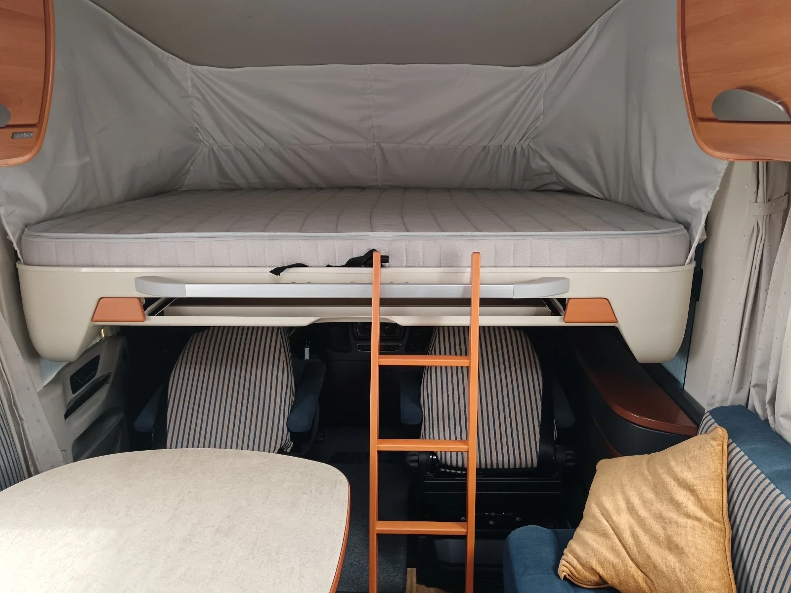 Кемпер HYMER / ERIBA B654SL, снимка 15 - Каравани и кемпери - 54208956