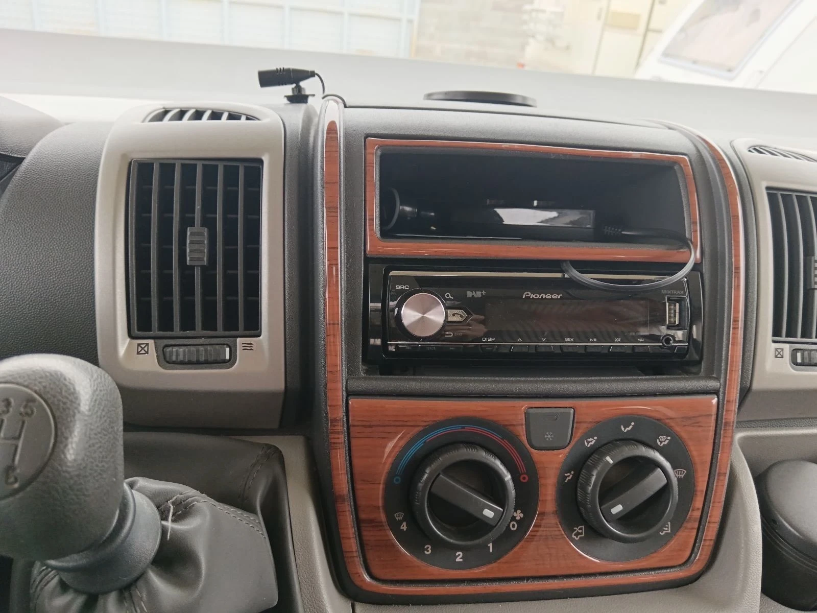 Кемпер HYMER / ERIBA B654SL, снимка 7 - Каравани и кемпери - 54208956