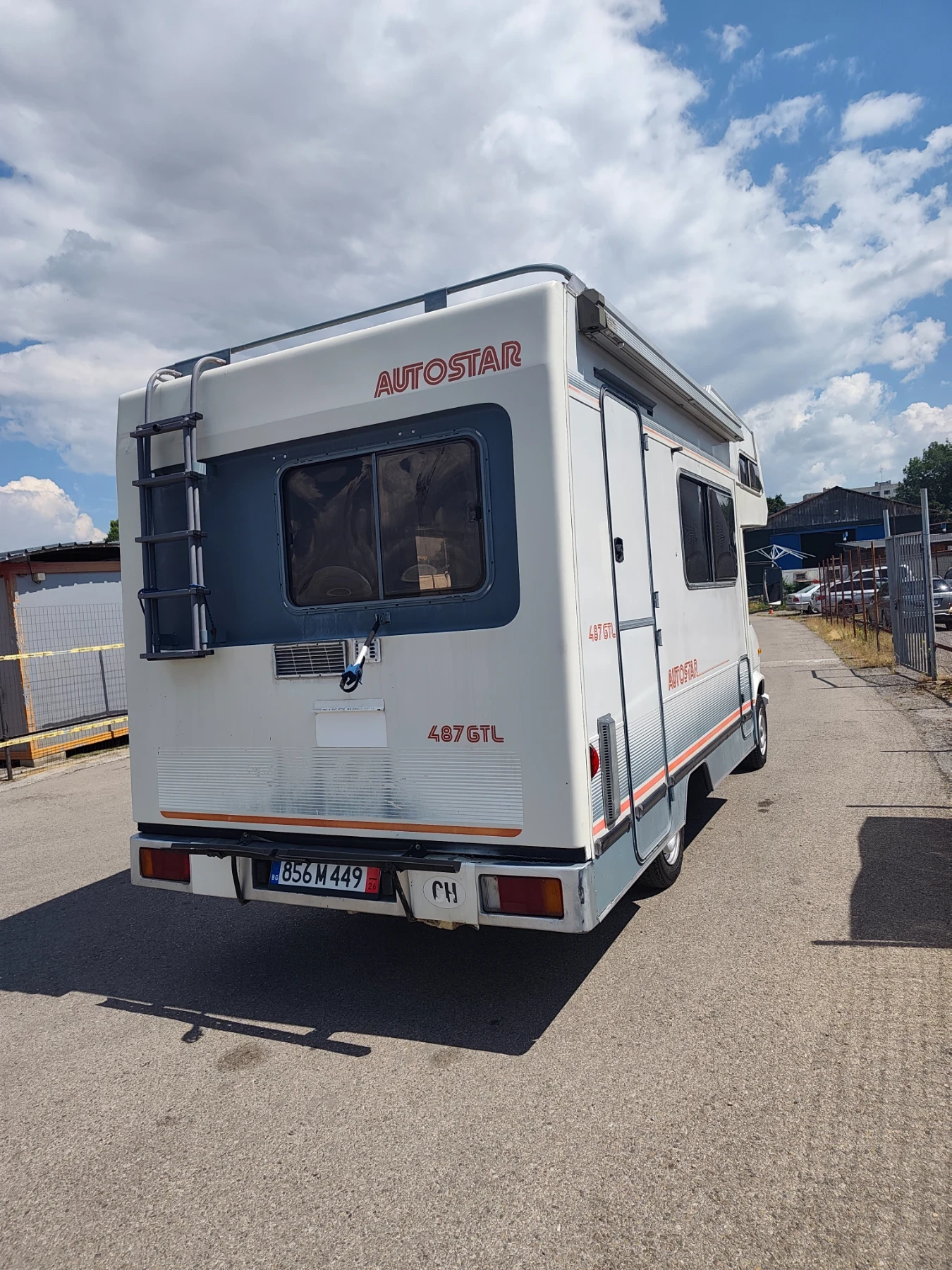 Кемпер Peugeot J5, снимка 3 - Каравани и кемпери - 54967679