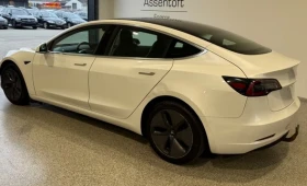 Tesla Model 3  4х4 Европейска Long Range, снимка 3
