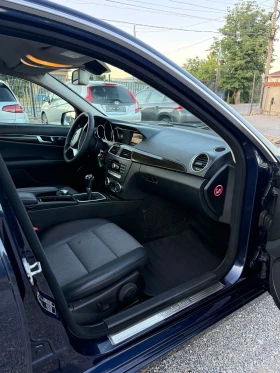 Mercedes-Benz 220 2.2 CDI, снимка 11