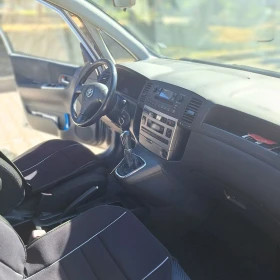 Toyota Corolla verso 1, 6, снимка 7