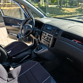 Toyota Corolla verso 1, 6, снимка 12