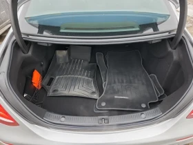 Mercedes-Benz E 300 CARFAX, снимка 14