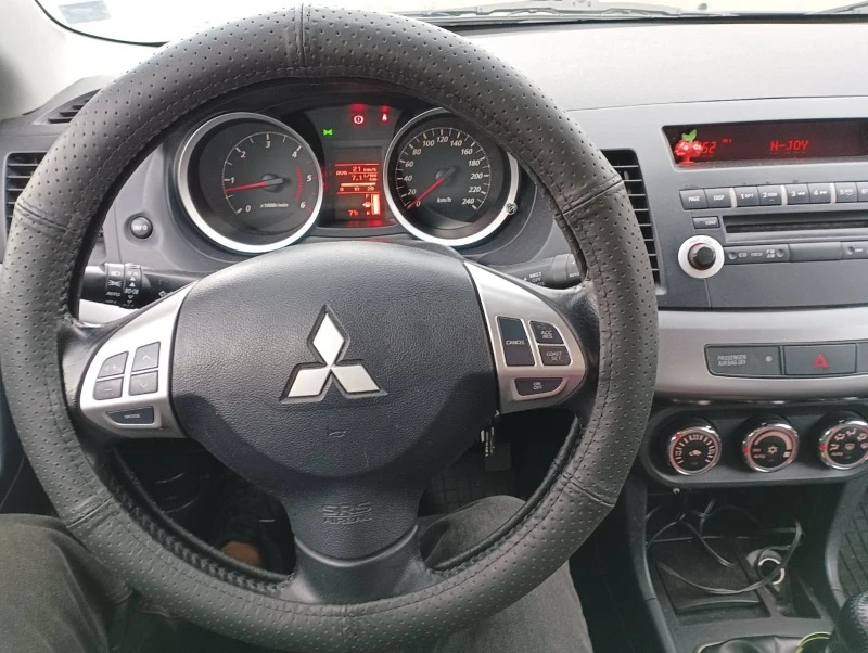 Mitsubishi Lancer 1.8 did / 6 ск /седан/150 к.с /Euro 5/151 x км, снимка 9 - Автомобили и джипове - 47418444