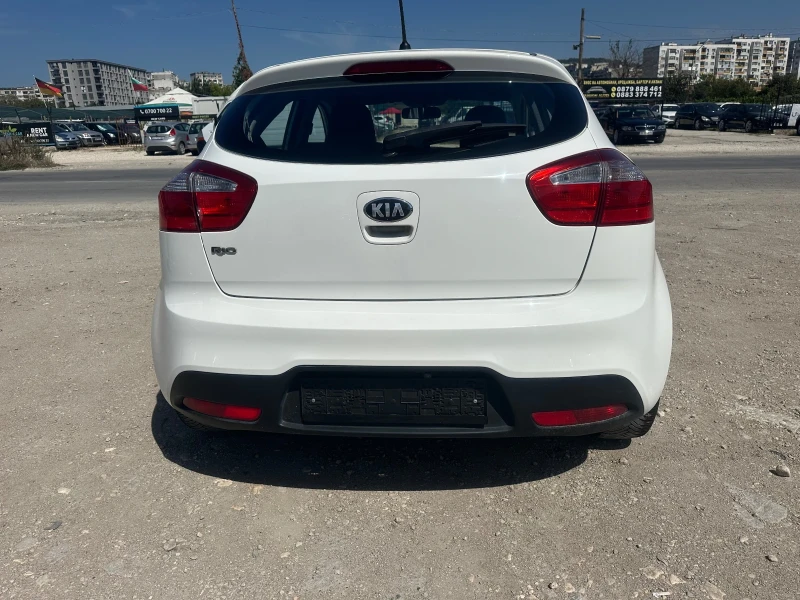 Kia Rio 1.2 Б/Газ Нави, снимка 5 - Автомобили и джипове - 47140196