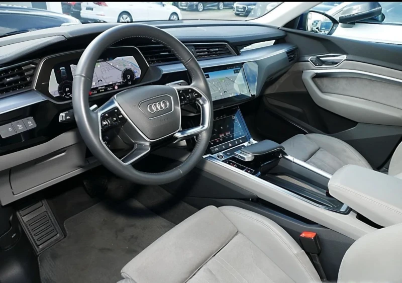 Audi E-Tron 55Quatro/Sportback/Matrix/360* /Pano/B&O/Luf, снимка 5 - Автомобили и джипове - 48394430