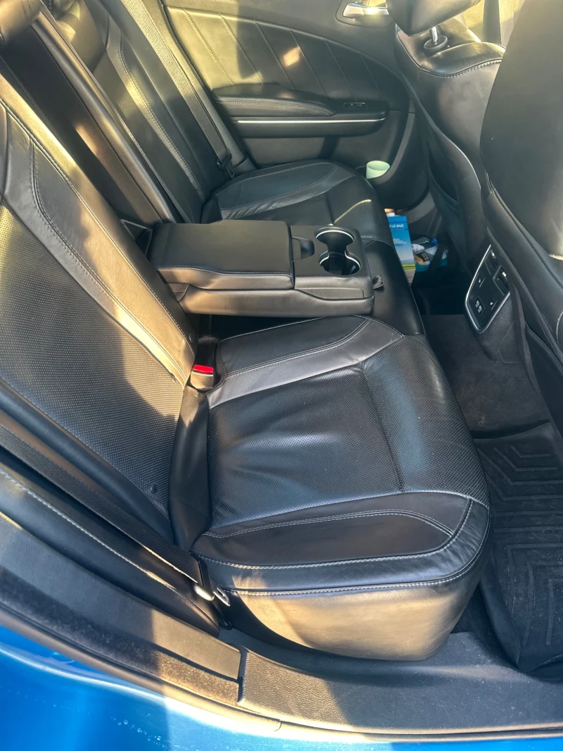 Dodge Charger 5.7 HEMI R\T, снимка 11 - Автомобили и джипове - 52932090