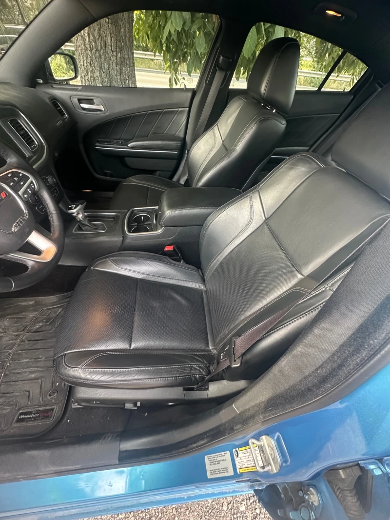 Dodge Charger 5.7 HEMI R\T, снимка 16 - Автомобили и джипове - 52485050