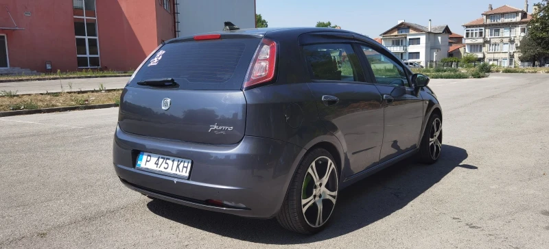 Fiat Punto Grande, снимка 5 - Автомобили и джипове - 51580354