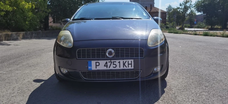 Fiat Punto Grande, снимка 2 - Автомобили и джипове - 51580354