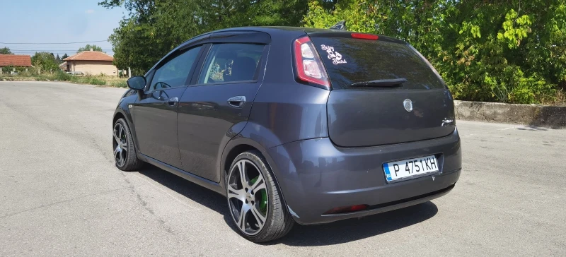 Fiat Punto Grande, снимка 7 - Автомобили и джипове - 51580354