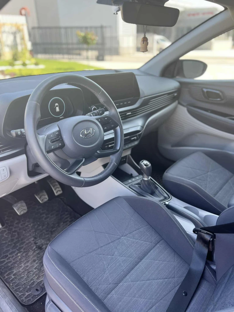 Hyundai Bayon, снимка 4 - Автомобили и джипове - 52127068