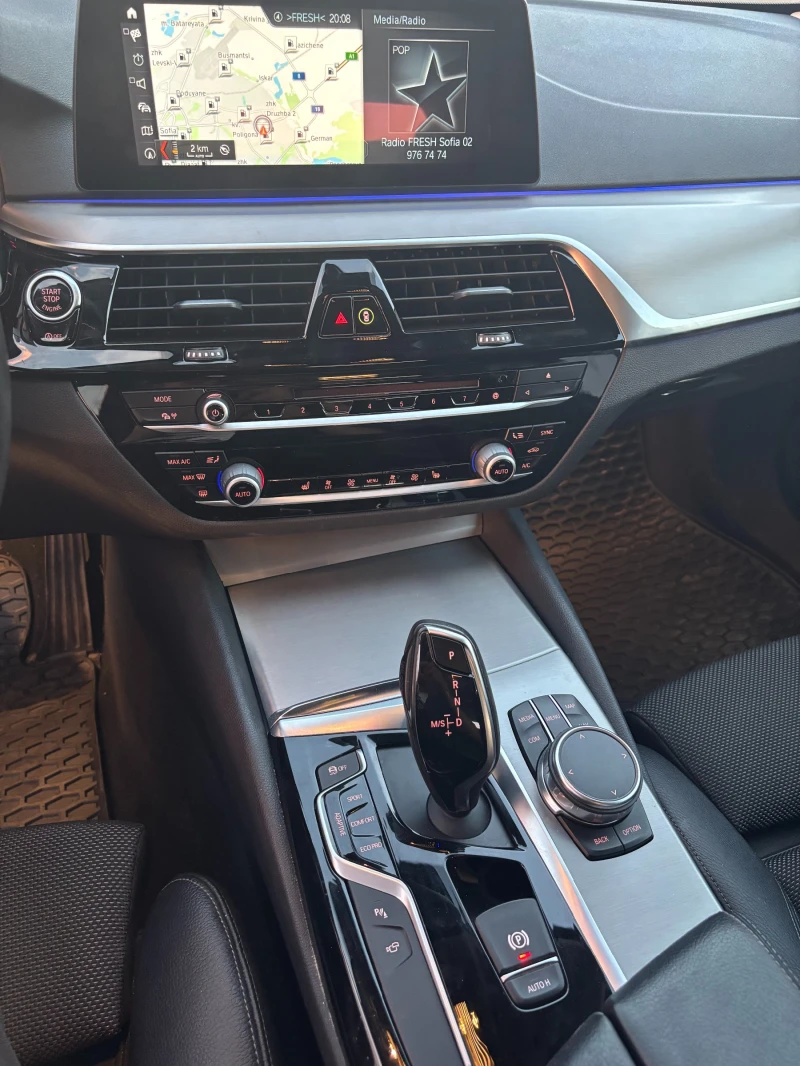 BMW 530 G31, снимка 12 - Автомобили и джипове - 52542499