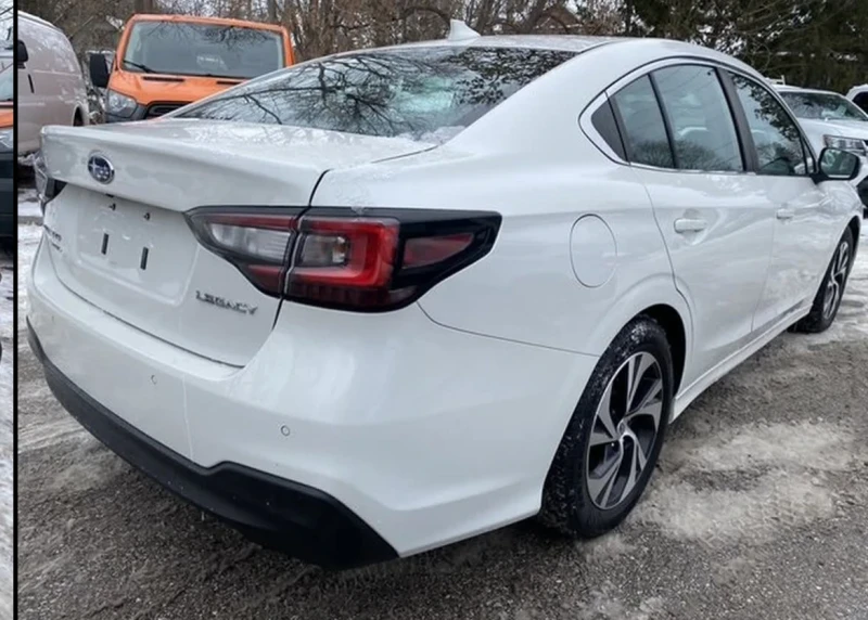 Subaru Legacy ИЗРЯДНА ИСТОРИЯ * * АВТО КРЕДИТ * * , снимка 3 - Автомобили и джипове - 52938978