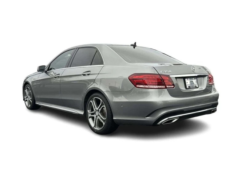 Mercedes-Benz E 350 * CARFAX * БЕЗ ПЪРВОНАЧАЛНА ВНОСКА, снимка 10 - Автомобили и джипове - 53089135