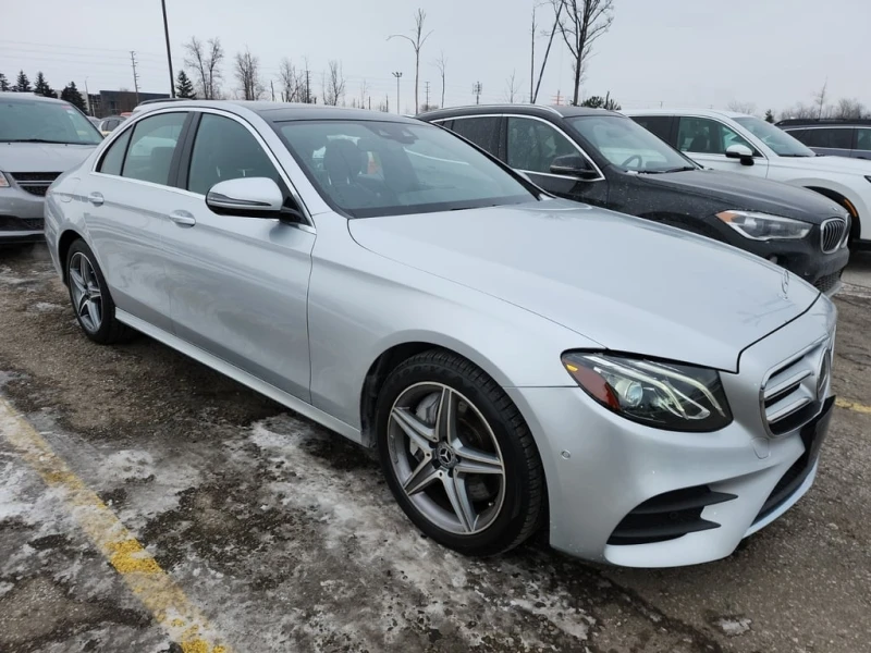 Mercedes-Benz E 300 CARFAX, снимка 2 - Автомобили и джипове - 53283281
