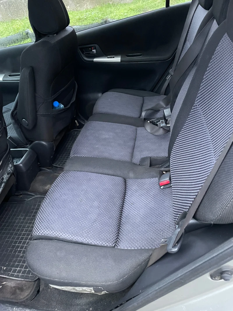 Toyota Corolla verso, снимка 7 - Автомобили и джипове - 53432986