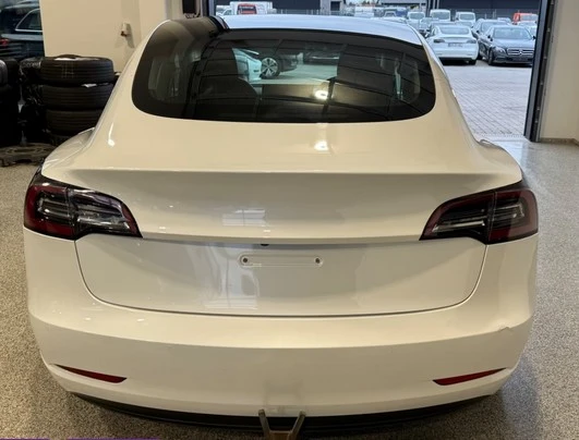 Tesla Model 3  4х4 Европейска Long Range, снимка 4 - Автомобили и джипове - 52997864