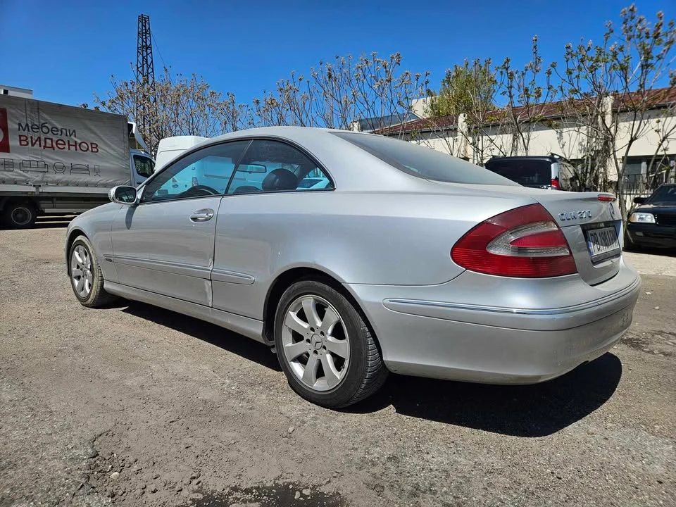 Mercedes-Benz CLK 270CDI - изображение 7