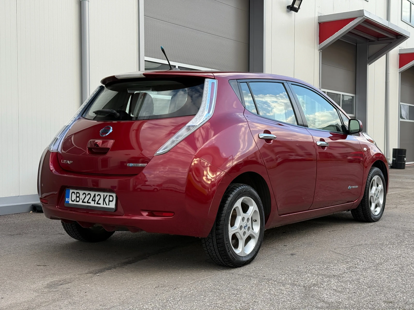 Nissan Leaf  Zero Emission - изображение 5