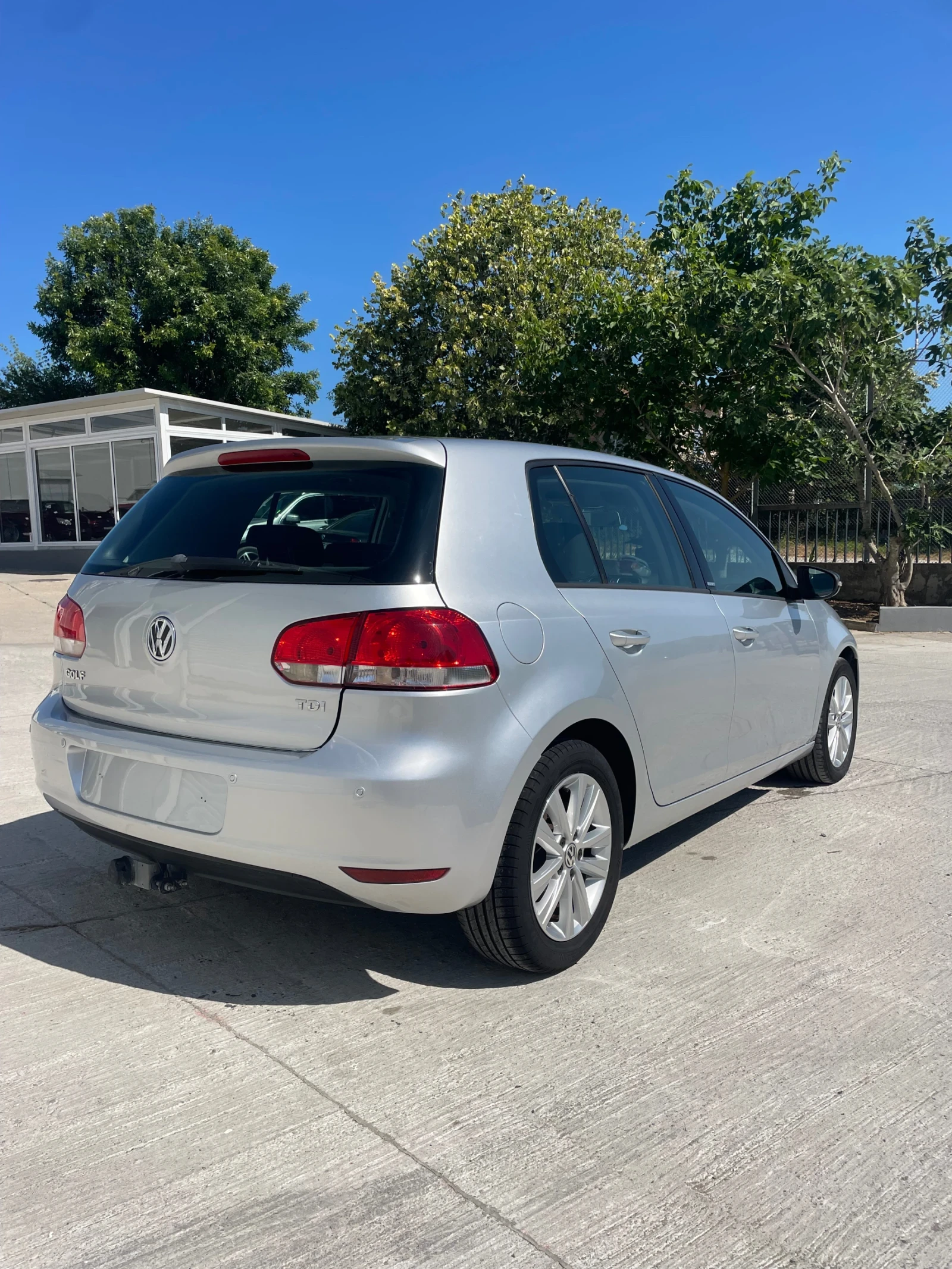 VW Golf 1.6TDI-90к.с. - изображение 4