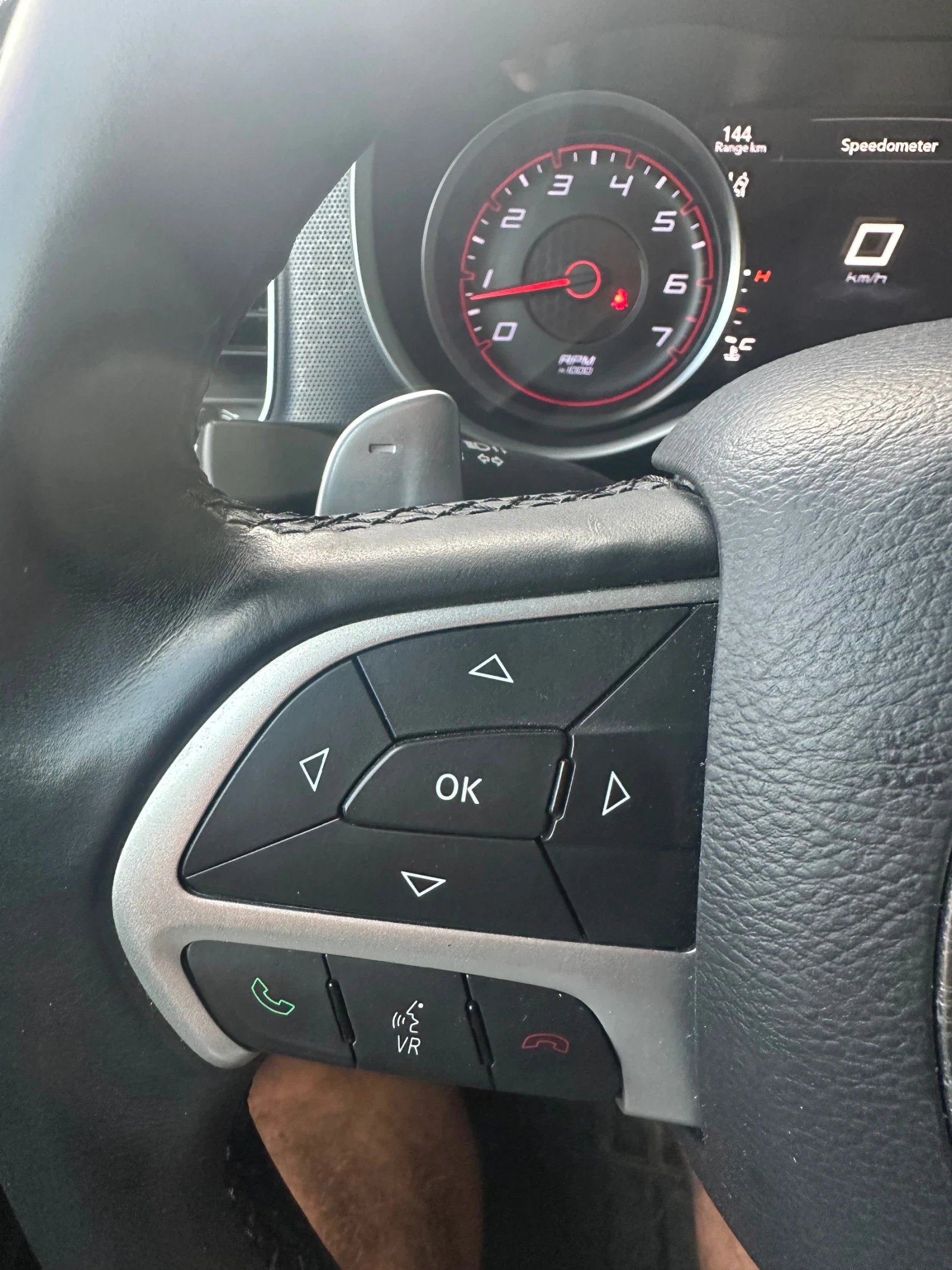 Dodge Charger 5.7 HEMI R\T - изображение 9