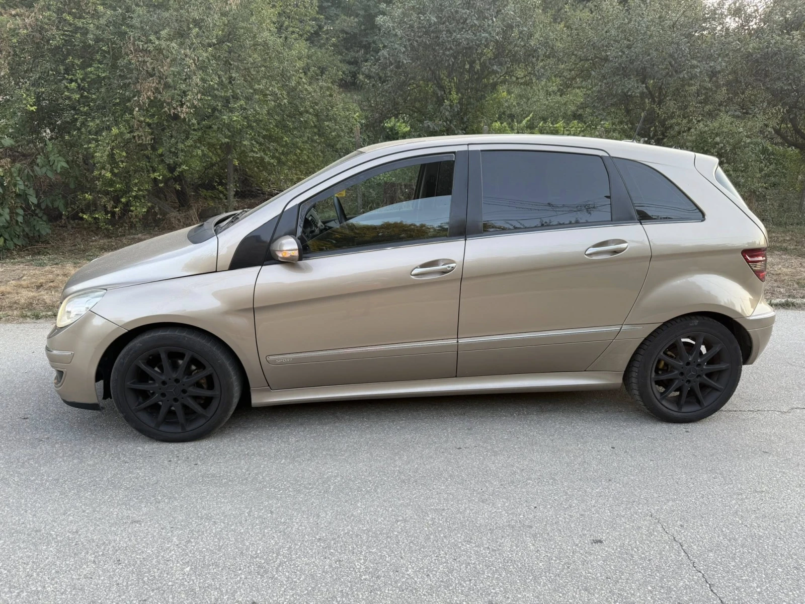 Mercedes-Benz B 200 turbo 193hp / автоматик / gold - изображение 2