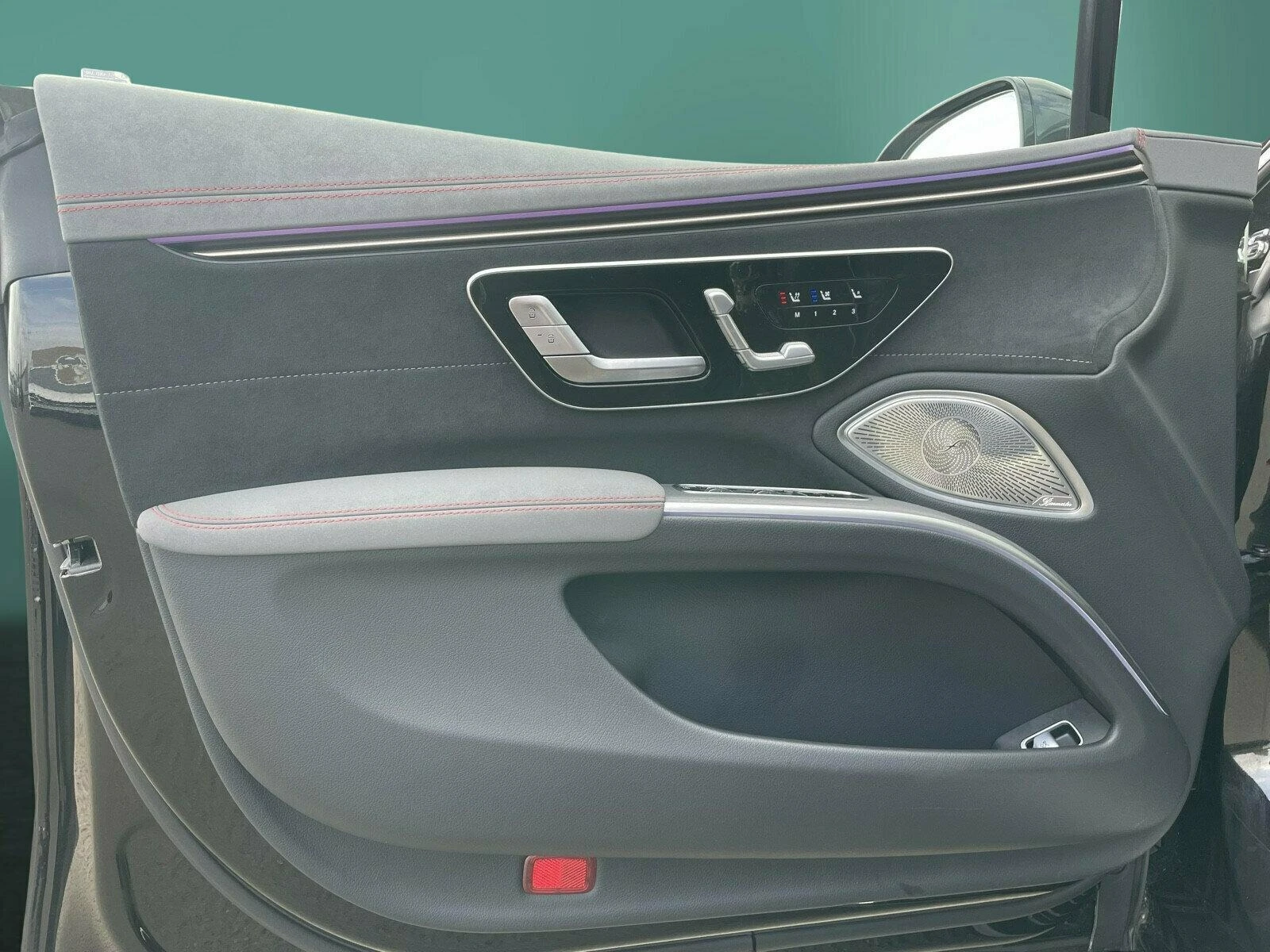 Mercedes-Benz EQS 580/AMG/4-MATIC/HYPERSCREEN/BURM/PANO/HEAD UP/ - изображение 6