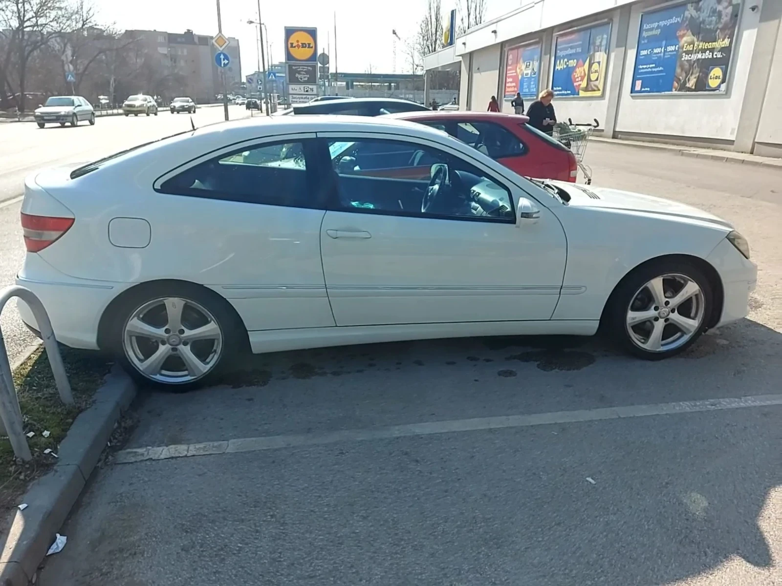 Mercedes-Benz CLC 180, снимка 7 - Автомобили и джипове - 53746699