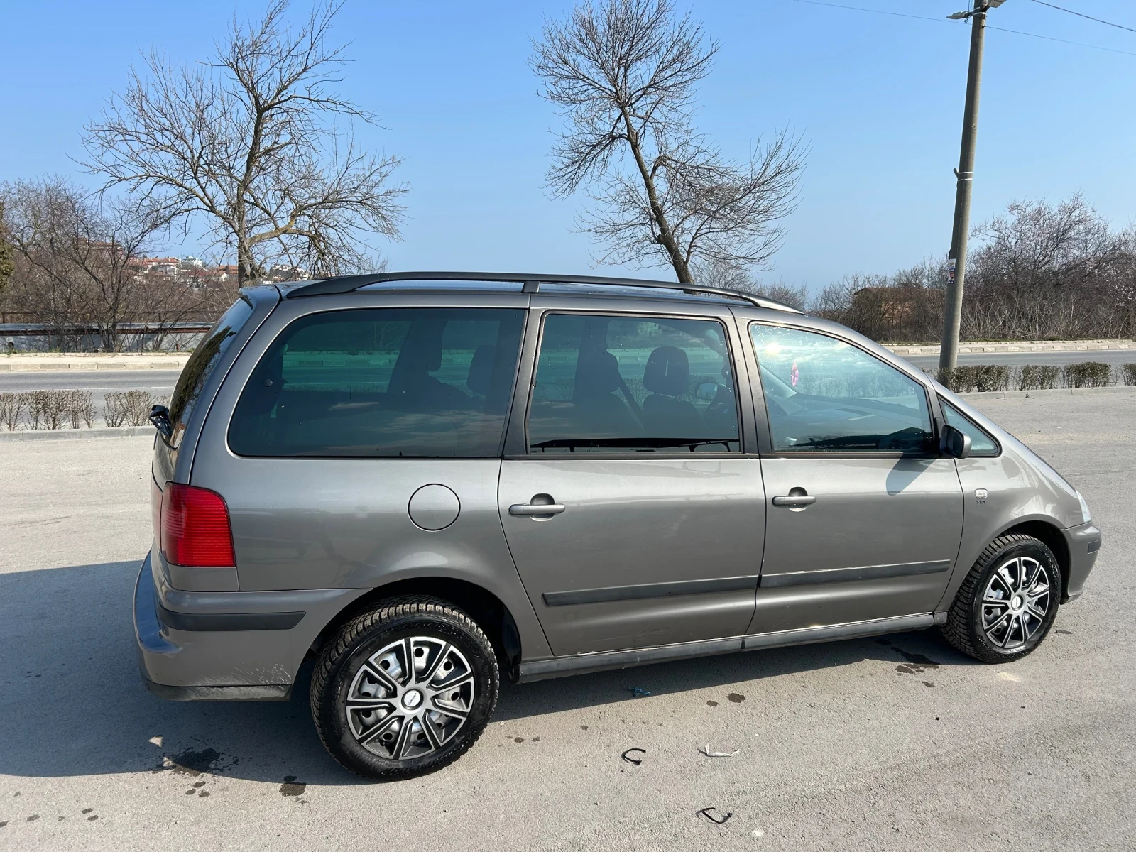 Seat Alhambra 1.9, снимка 2 - Автомобили и джипове - 53861626