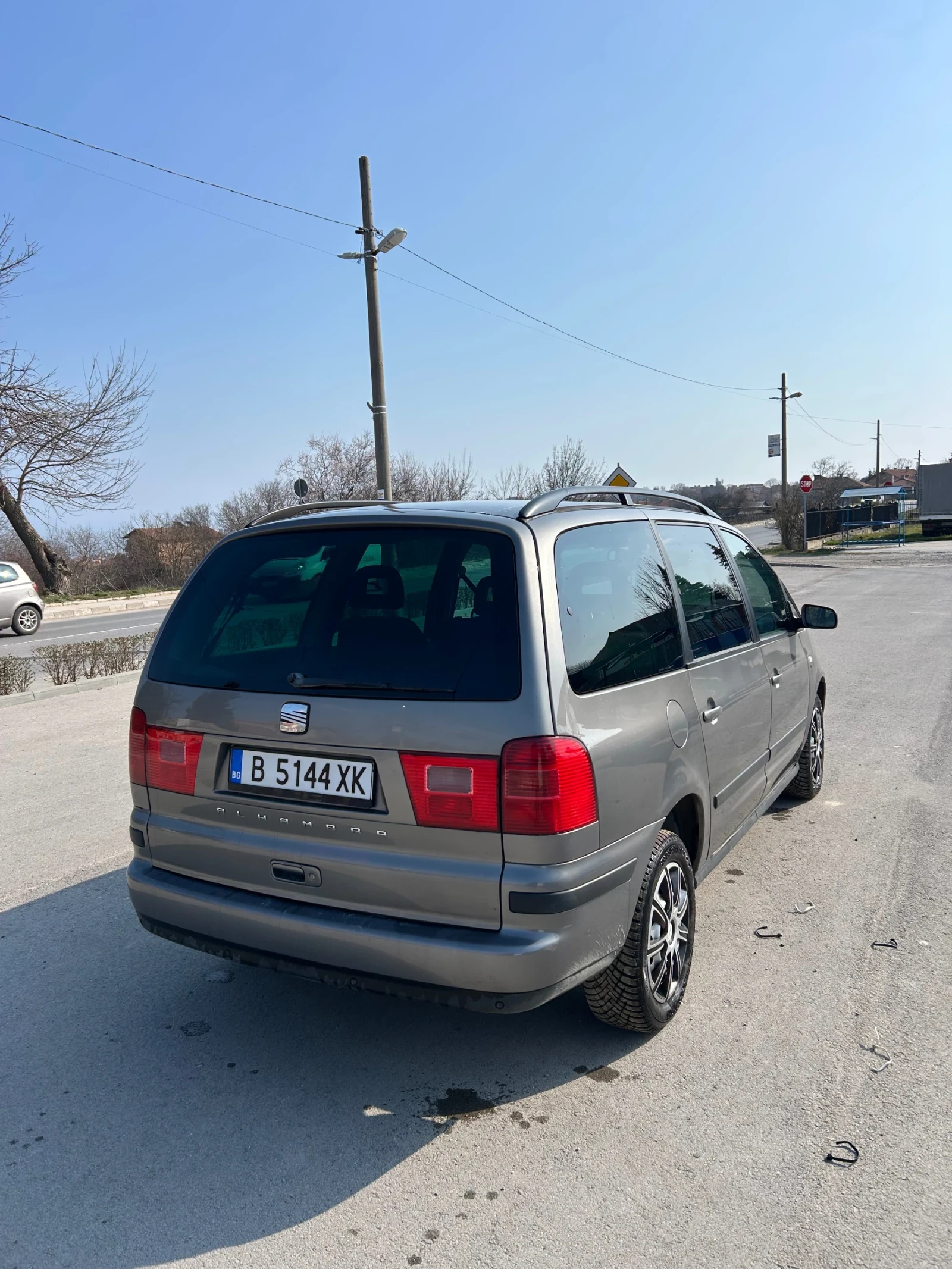 Seat Alhambra 1.9, снимка 3 - Автомобили и джипове - 53861626