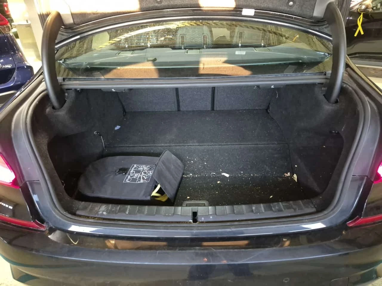 BMW 330 * 330E XDRIVE* M PACK* ДВА КЛЮЧА* ПОДГРЕВ* , снимка 14 - Автомобили и джипове - 53996784