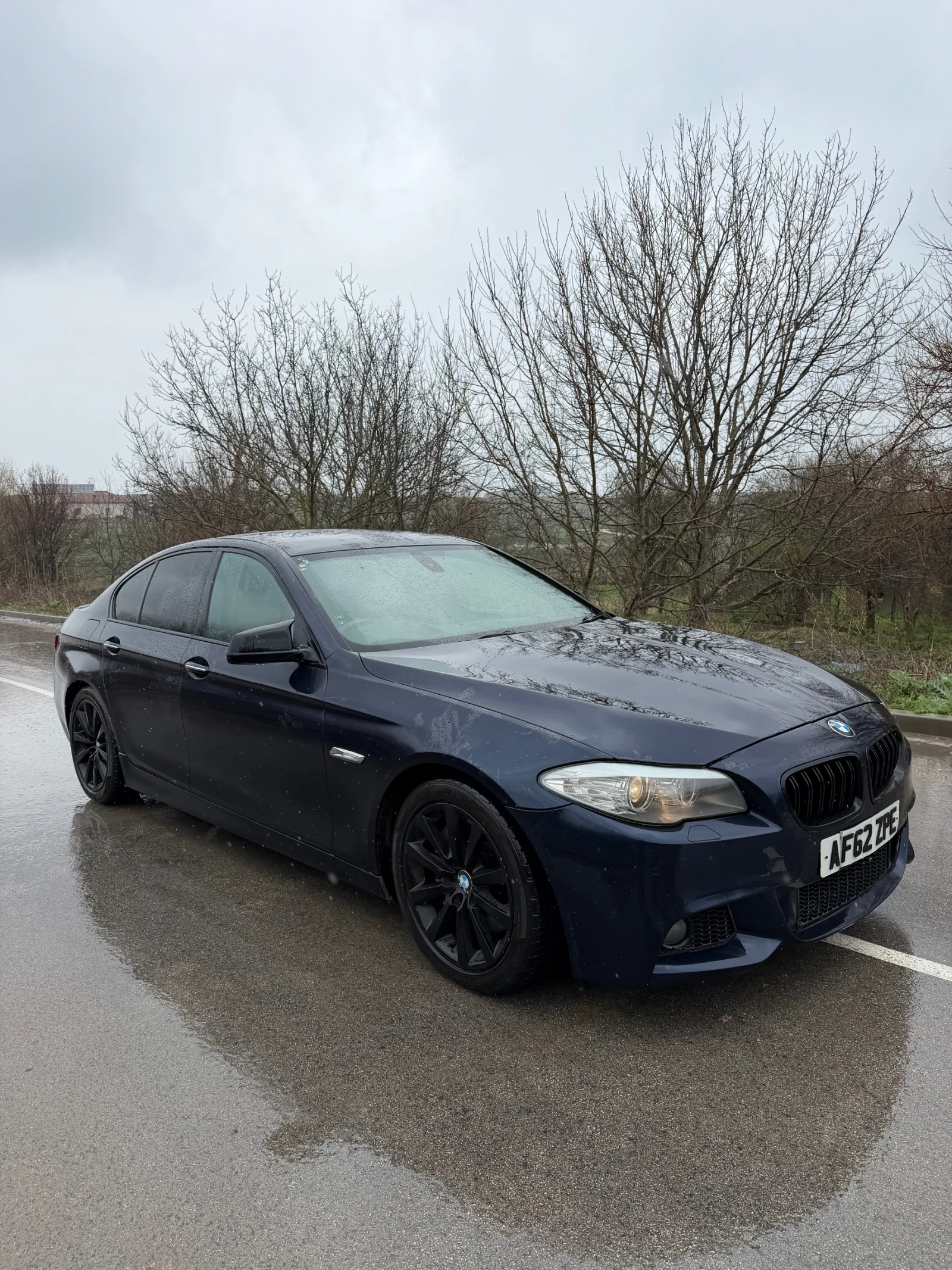 BMW 530 d M-sport ДЕСЕН ВОЛАН, снимка 2 - Автомобили и джипове - 54141177