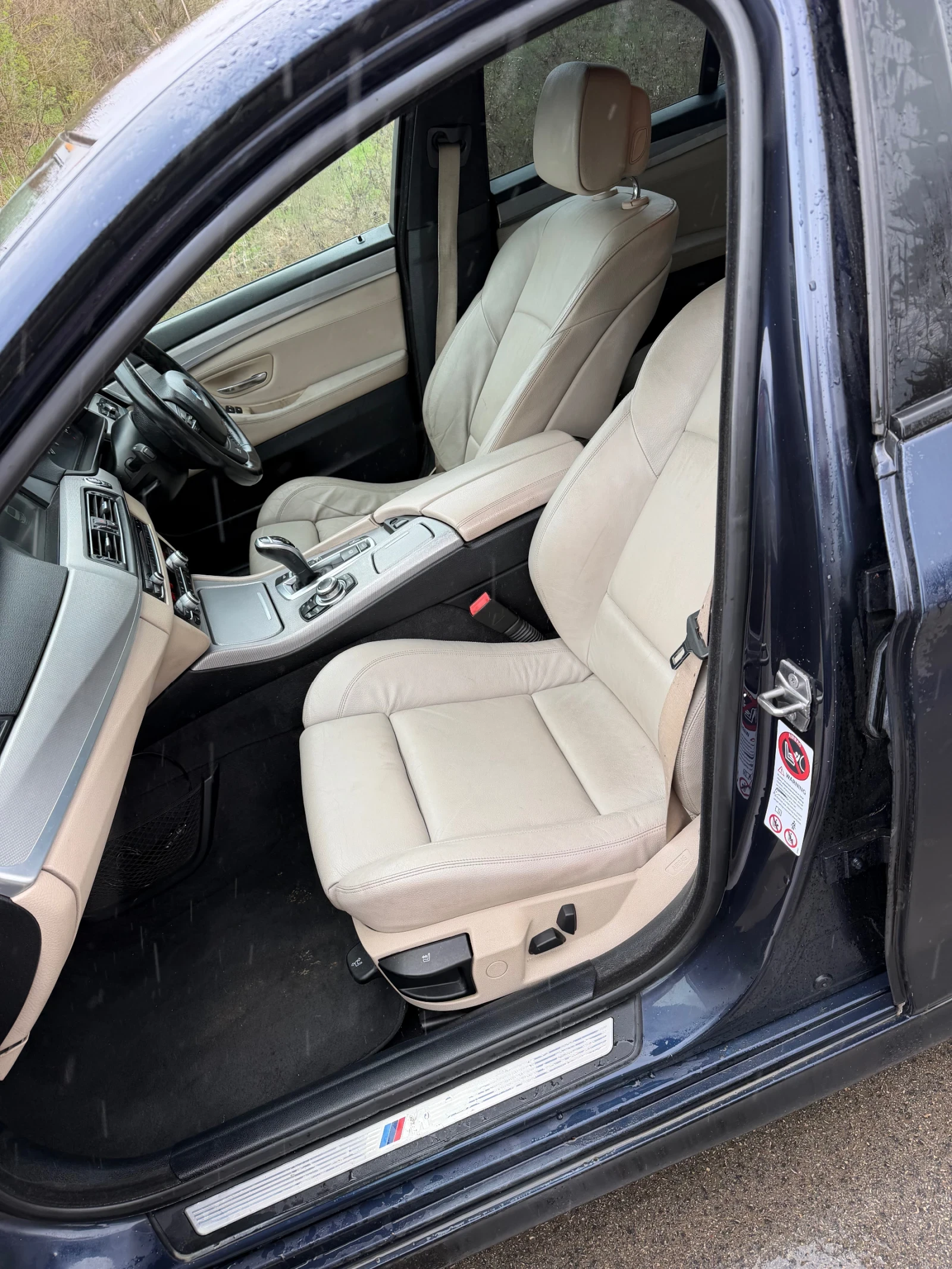 BMW 530 d M-sport ДЕСЕН ВОЛАН, снимка 8 - Автомобили и джипове - 54141177