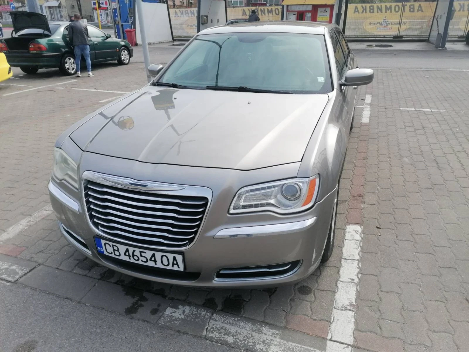Chrysler 300c 3.6, снимка 2 - Автомобили и джипове - 54237379