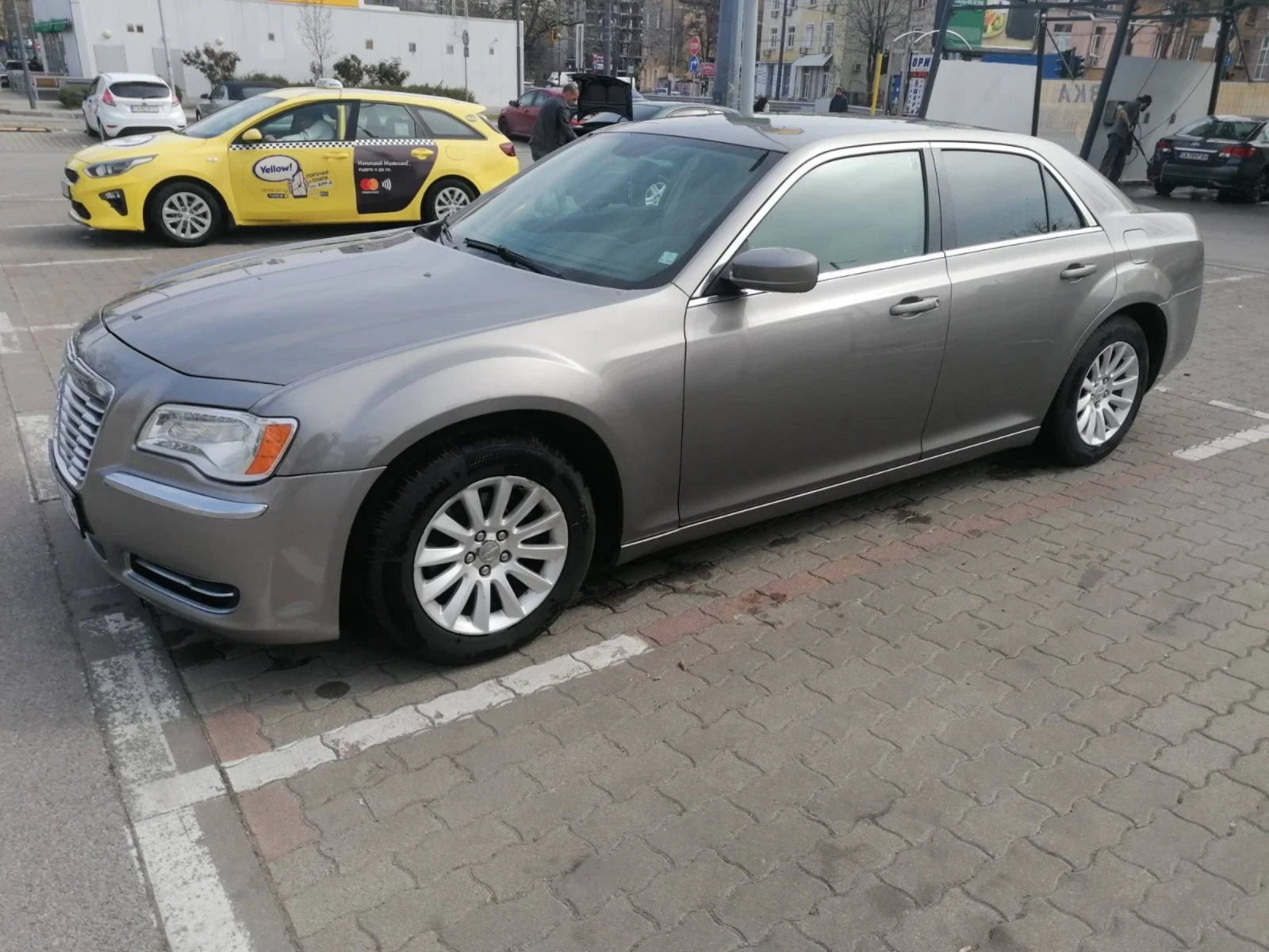 Chrysler 300c 3.6, снимка 8 - Автомобили и джипове - 54237379