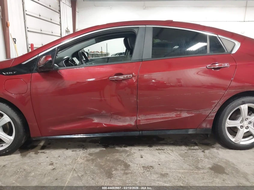 Chevrolet Volt 1.5l Lt, снимка 6 - Автомобили и джипове - 54327609