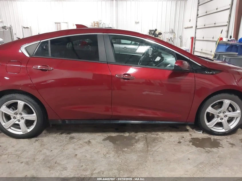 Chevrolet Volt 1.5l Lt, снимка 13 - Автомобили и джипове - 54327609
