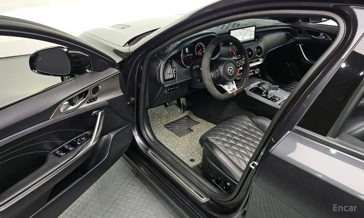 Kia Stinger GT AWD* HEAD-UP* ПОДГРЕВ* ОБДУХВАНЕ* 360 КАМЕРИ, снимка 7 - Автомобили и джипове - 54354897