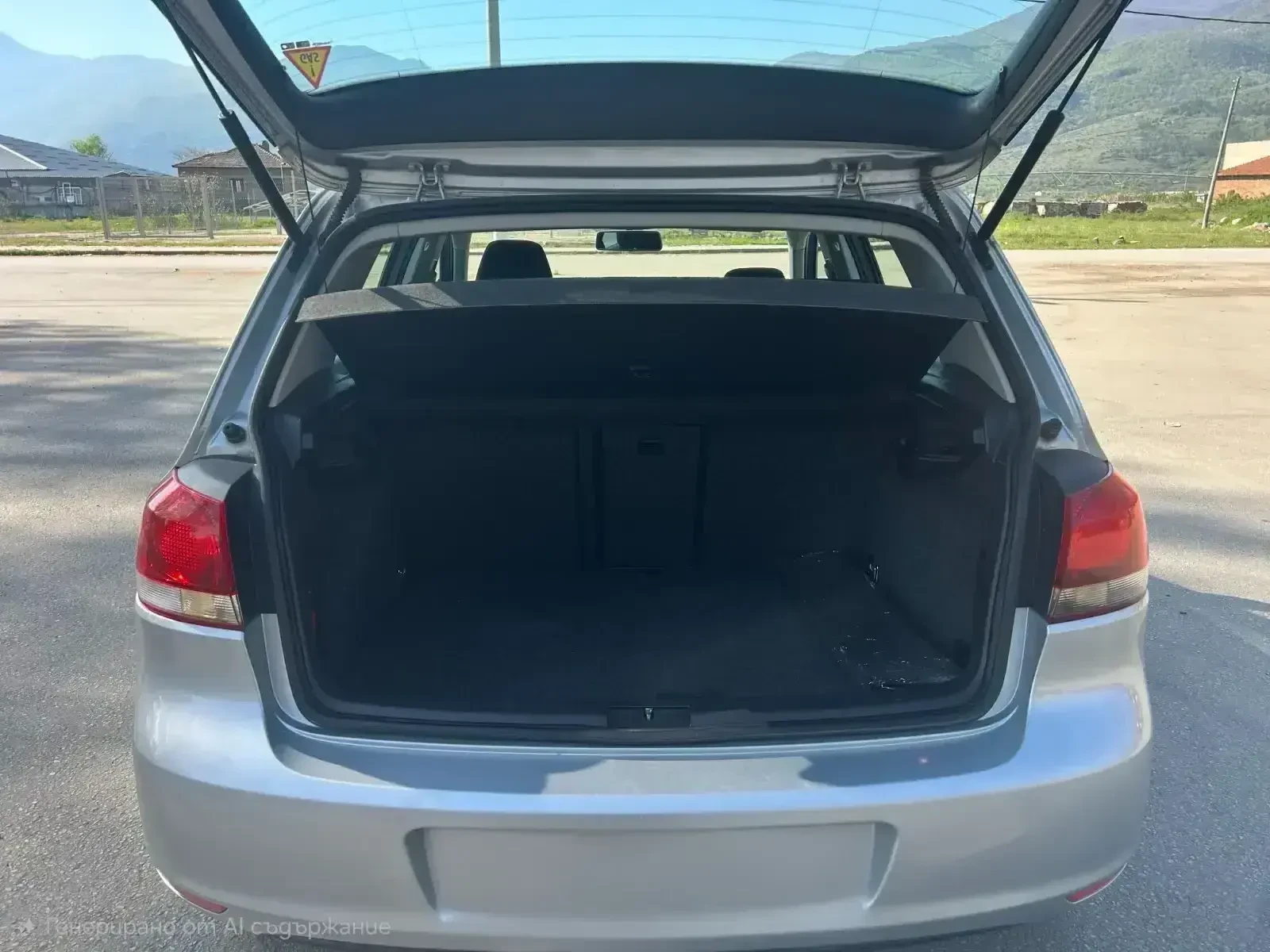 VW Golf 1.6 BIFUEL HIGHLINE, снимка 6 - Автомобили и джипове - 54383433