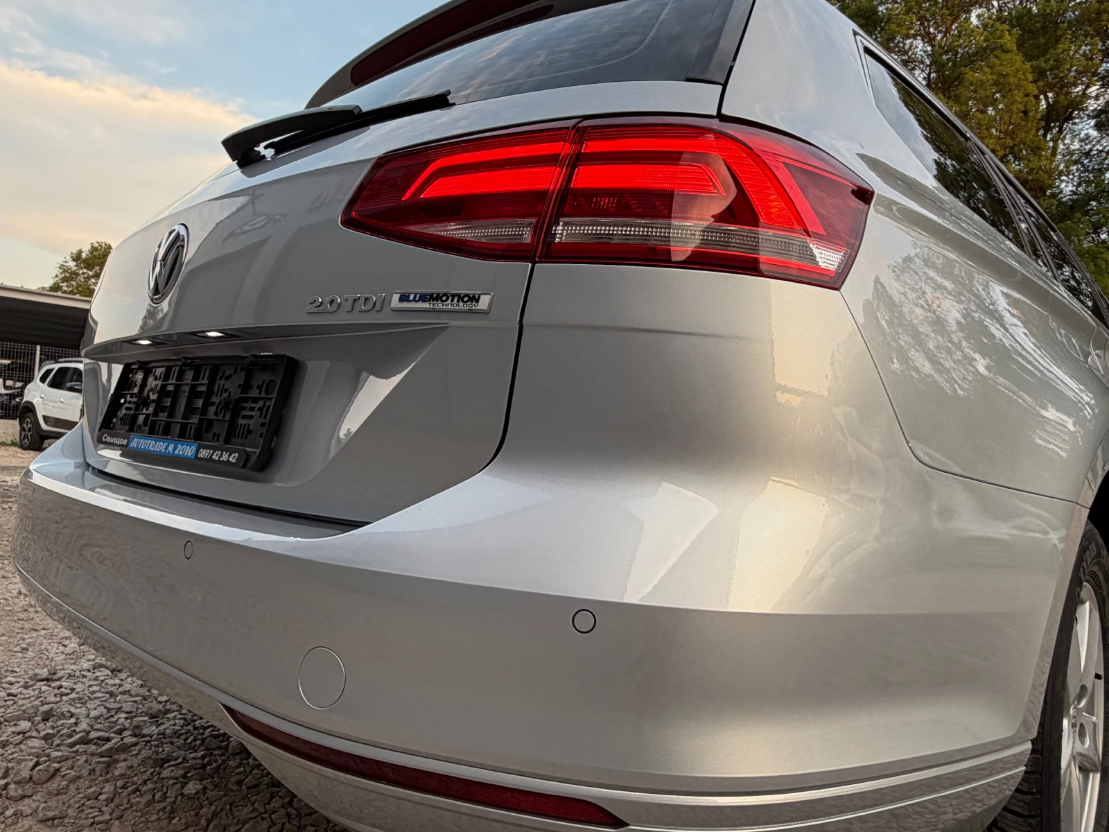 VW Passat 2.0TDI* NAVI* 203500KM* EVRO6* , снимка 16 - Автомобили и джипове - 54441698