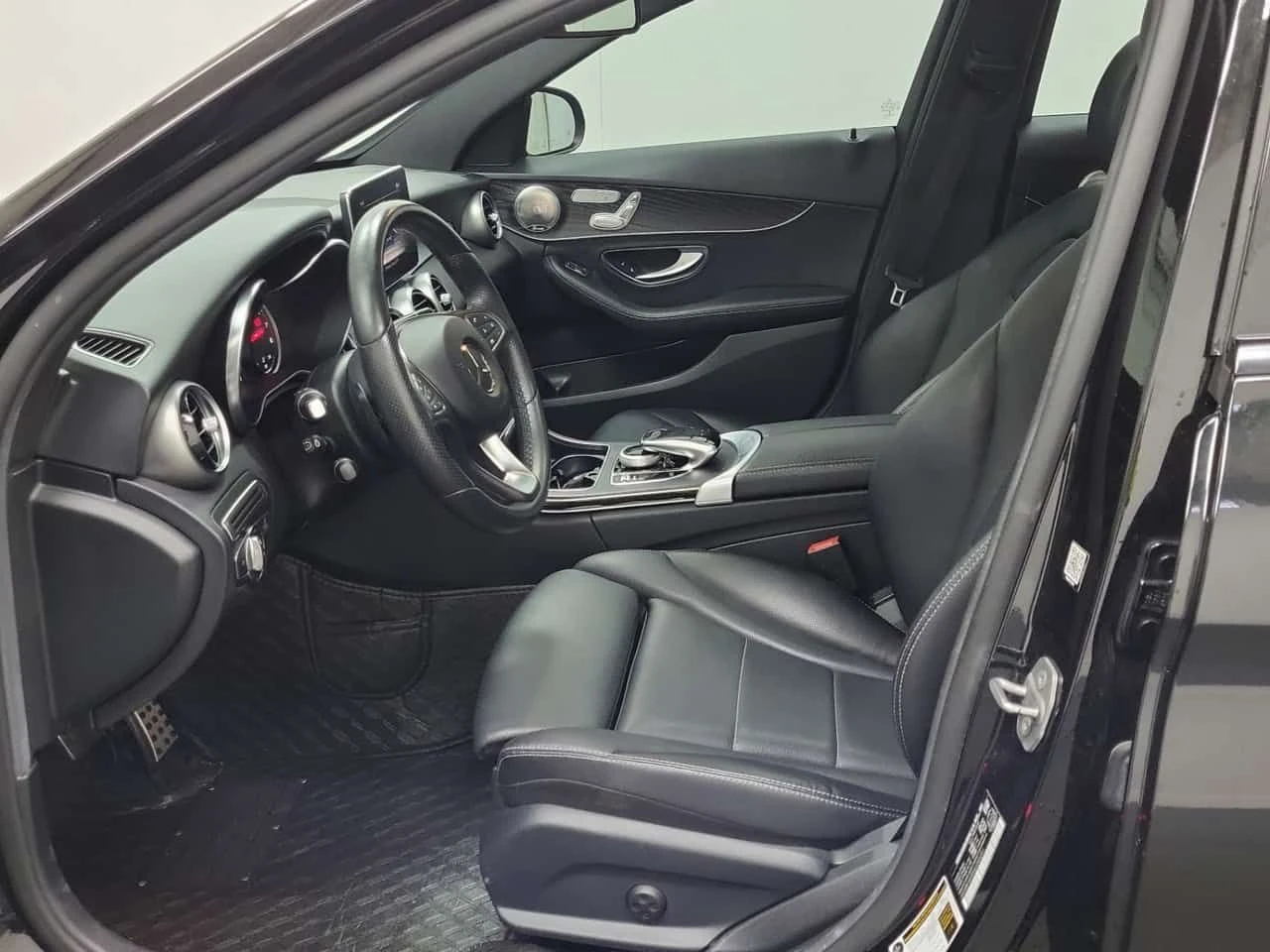 Mercedes-Benz C 300 * CARFAX * Без инциденти * 55k km! * , снимка 9 - Автомобили и джипове - 55103901