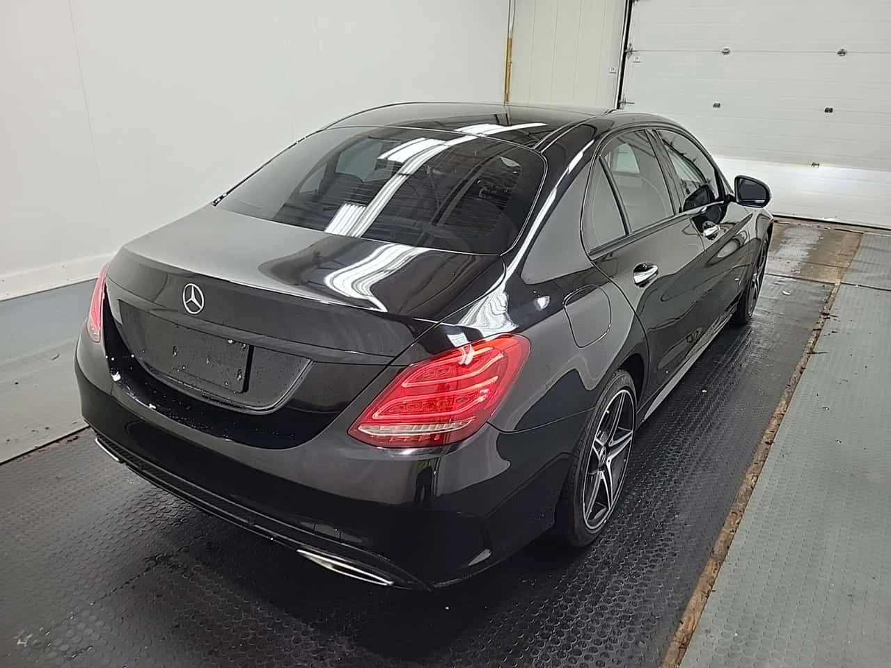 Mercedes-Benz C 300 * CARFAX * Без инциденти * 55k km! * , снимка 3 - Автомобили и джипове - 55103901