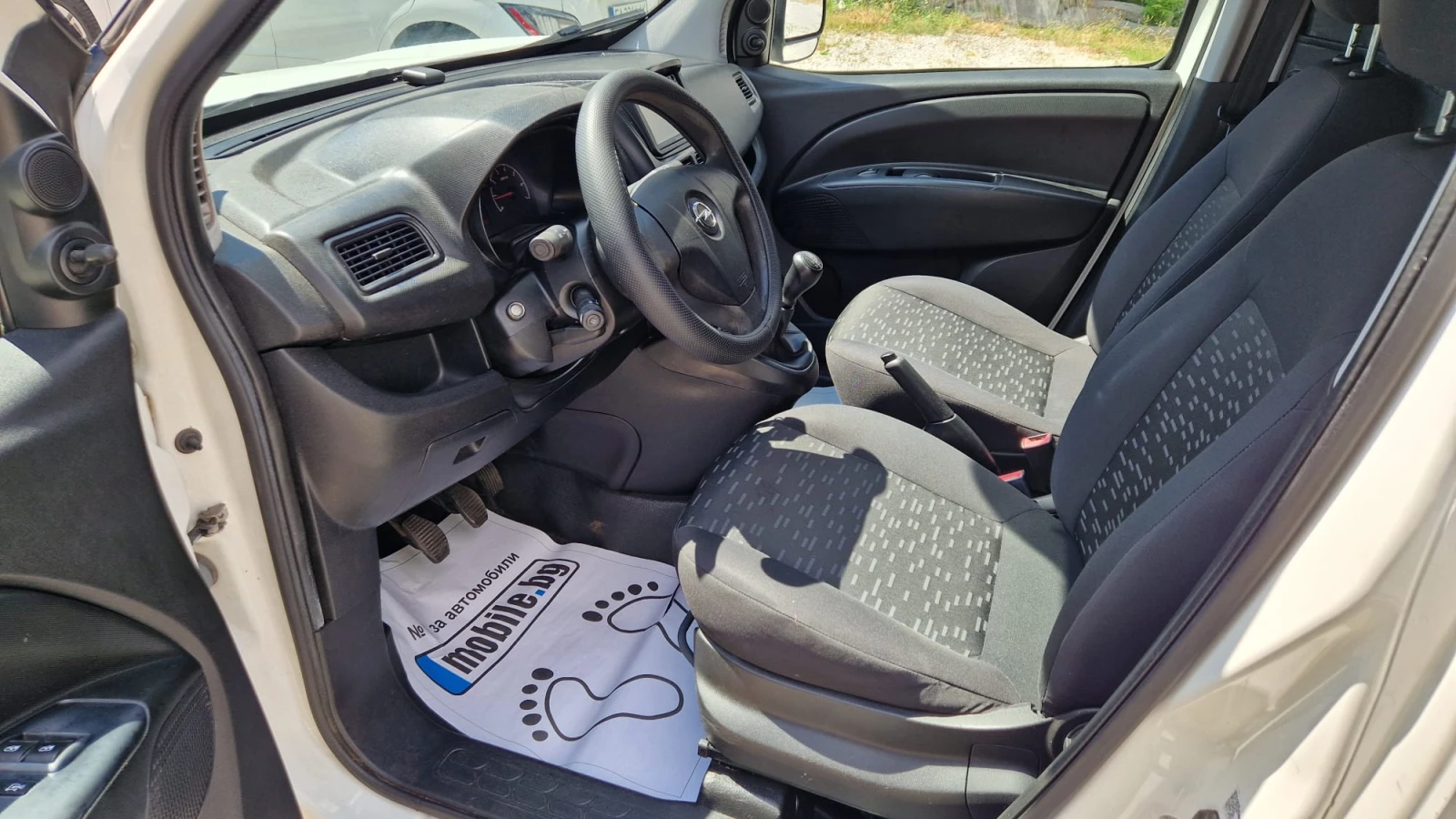 Opel Combo 1.3 M-jet 90 кс., снимка 7 - Автомобили и джипове - 55154794