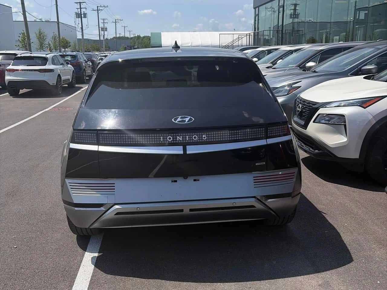 Hyundai Ioniq 5 * Preferred AWD Long Range w/Ultimate Pkg * CARFAX, снимка 4 - Автомобили и джипове - 55212988